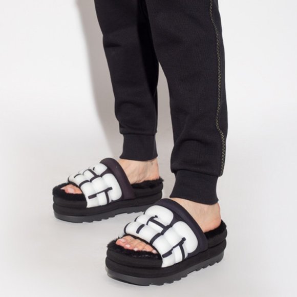 UGG Shoes - Ugg Women's Maxi Slide Logo Black Platform Size 8 NEW
